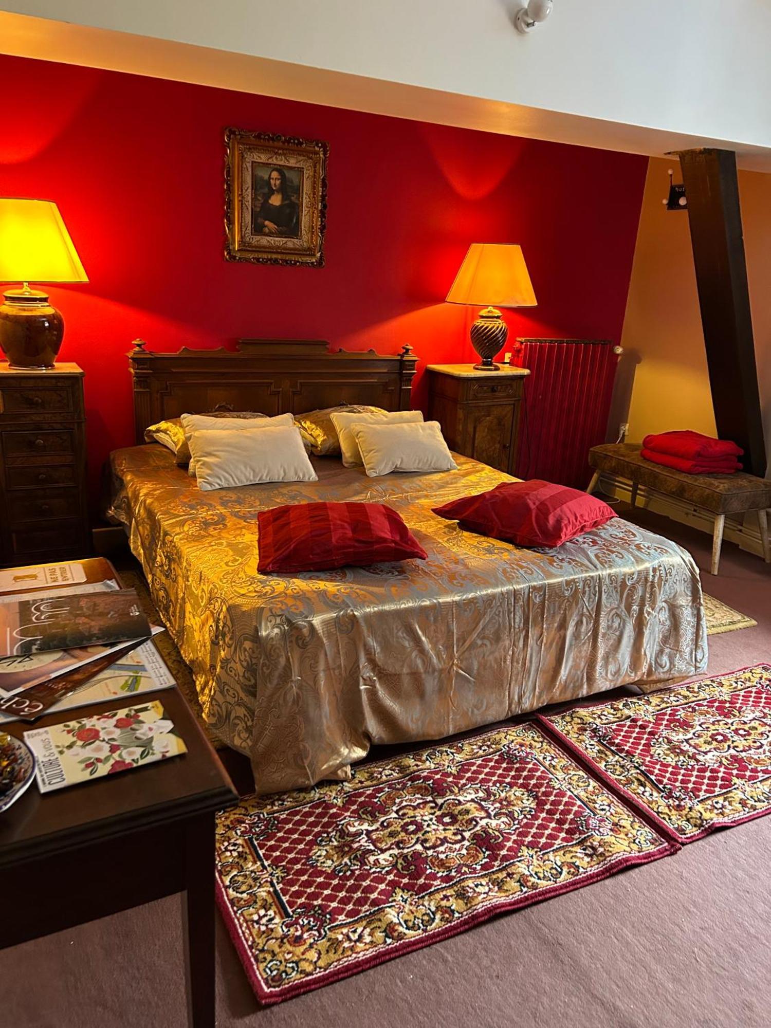 Manoir De La Gravette, Maison & Table D'Hotes Montauban Exterior foto
